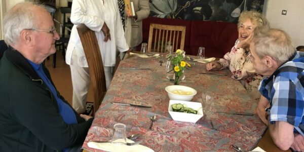 LOKAAL AAN TAFEL: zondagse lunch op 22 augustus