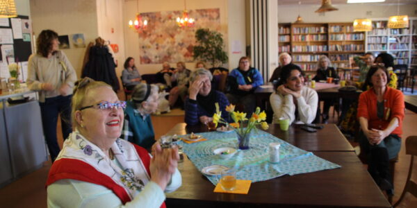 Veerkracht en vrolijkheid op Internationale Vrouwendag